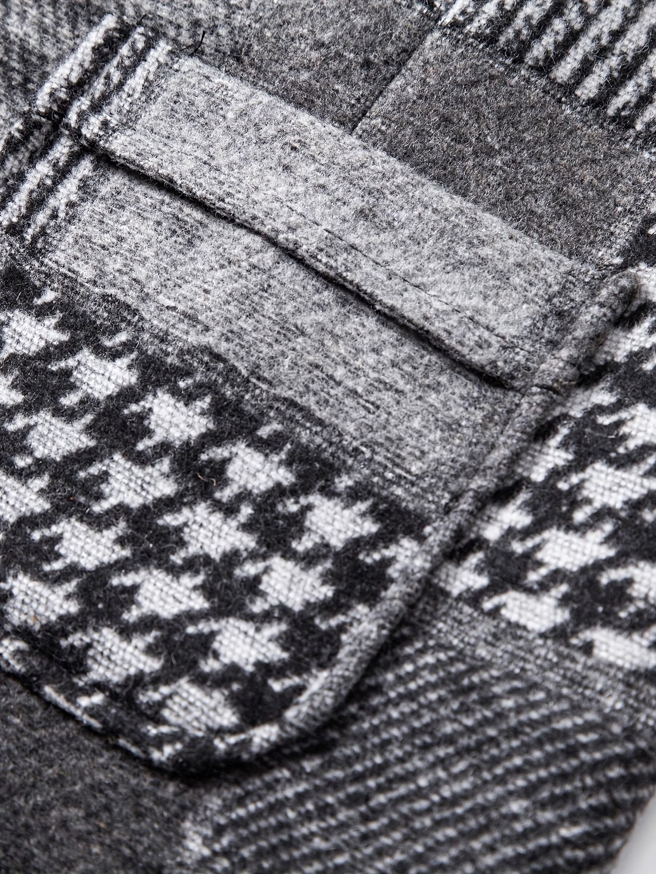 BERTRAND - GILET EN TWEED PATCHWORK À CHEVRONS